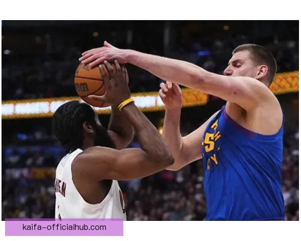 哈登称艾伦复出助力显著 希望全员健康征战季后赛更进一步